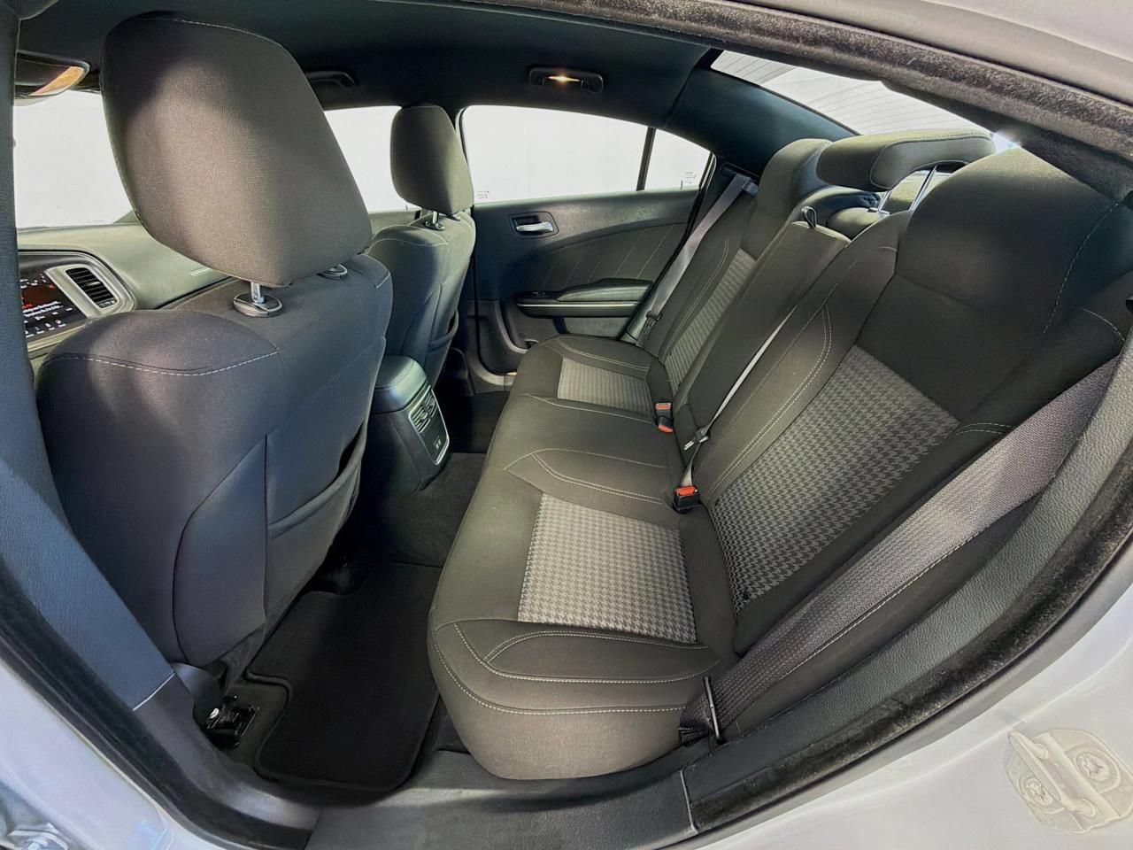 Used 2023 Dodge Charger SXT RWD image 36