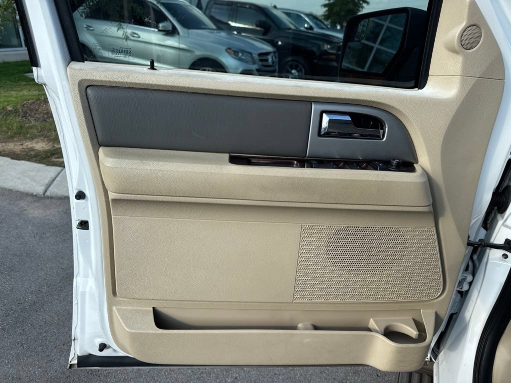 Used 2013 Ford Expedition EL XLT RWD image 10