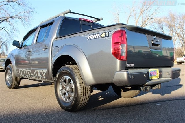 Used 2020 Nissan Frontier PRO-4X w/ Pro-4x Utility Package image 30