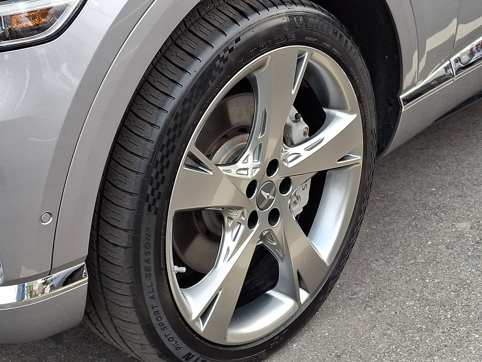 Certified 2024 Genesis GV80 3.5T Advanced AWD/4WD image 10