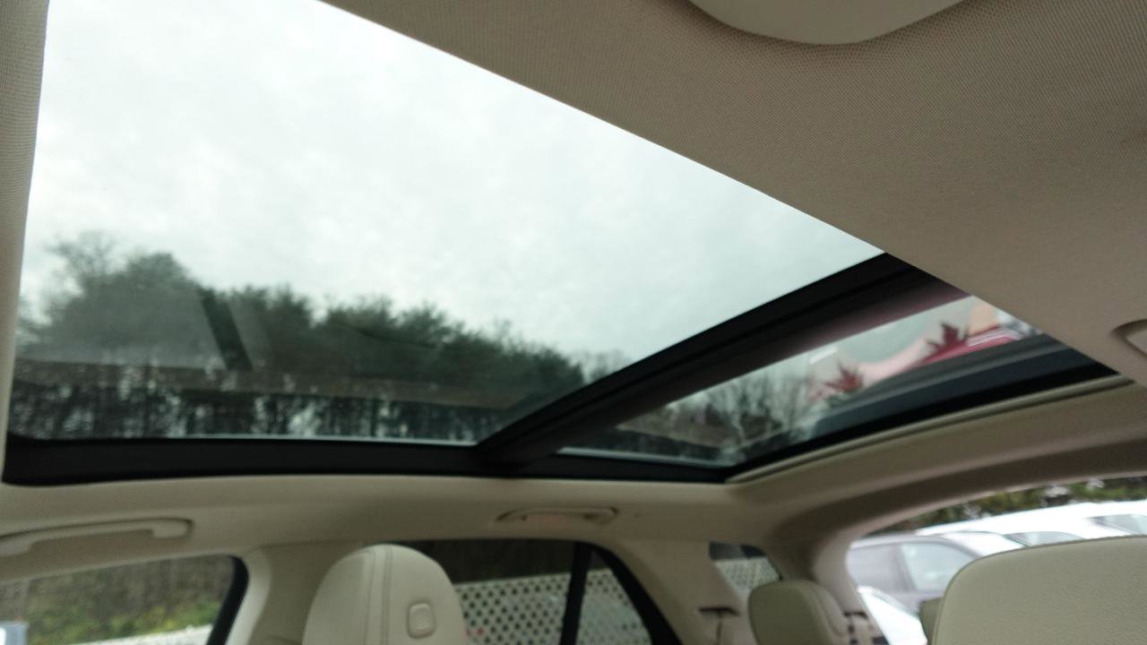 Used 2022 Mercedes-Benz GLE 350 4MATIC w/ 3rd Row Seat Package image 14