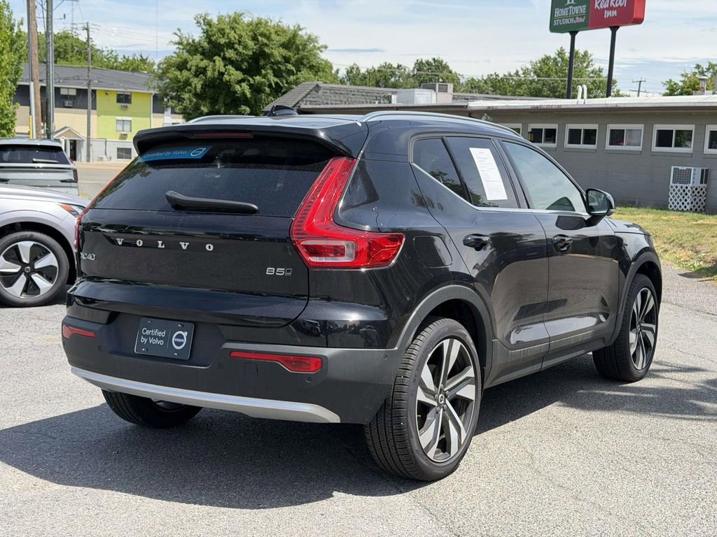 Certified 2025 Volvo XC40 B5 Ultra w/ Climate Package AWD/4WD image 19