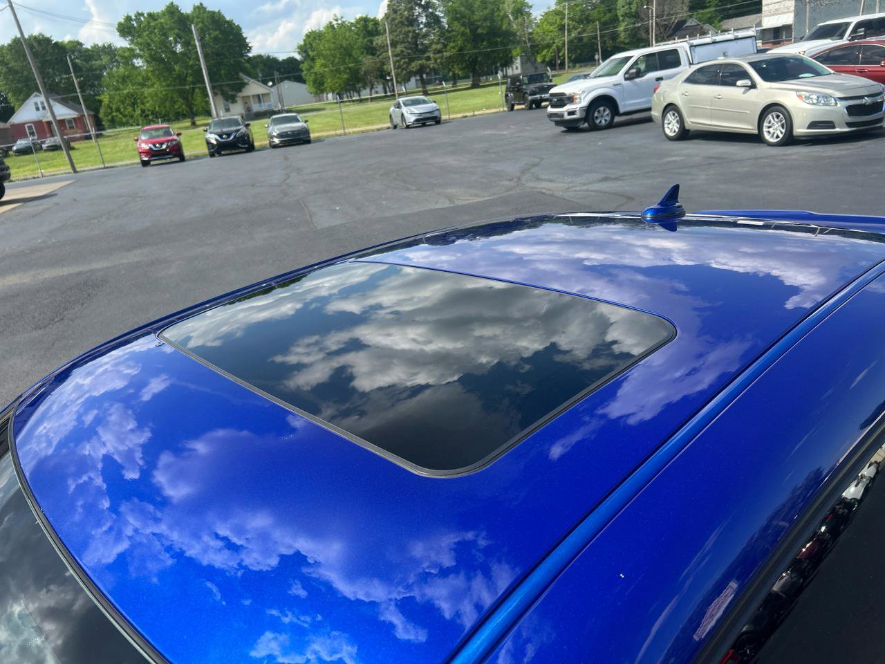 Used 2019 Dodge Challenger GT w/ Plus Package RWD image 10