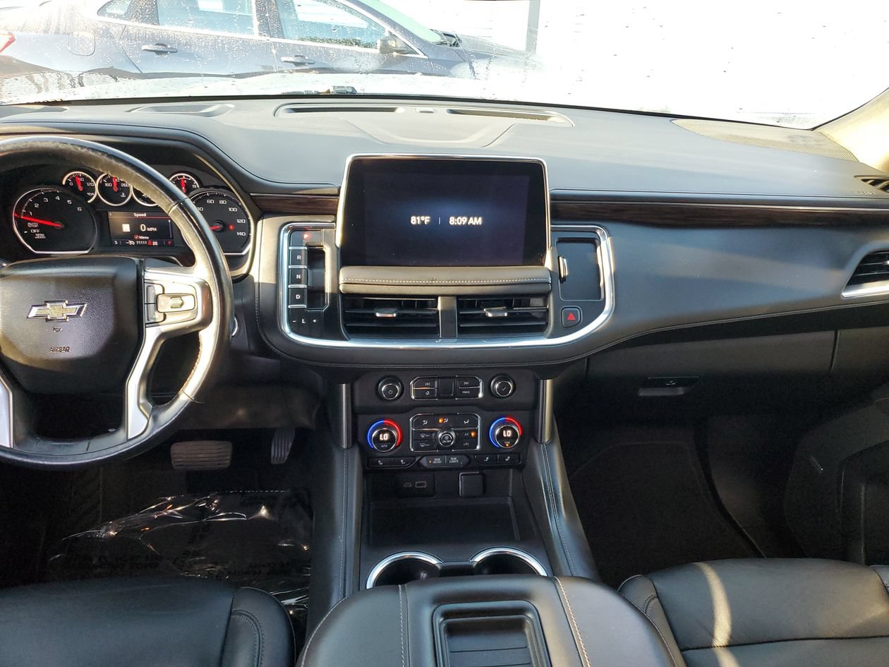 Used 2021 Chevrolet Tahoe Z71 w/ Luxury Package AWD/4WD image 11