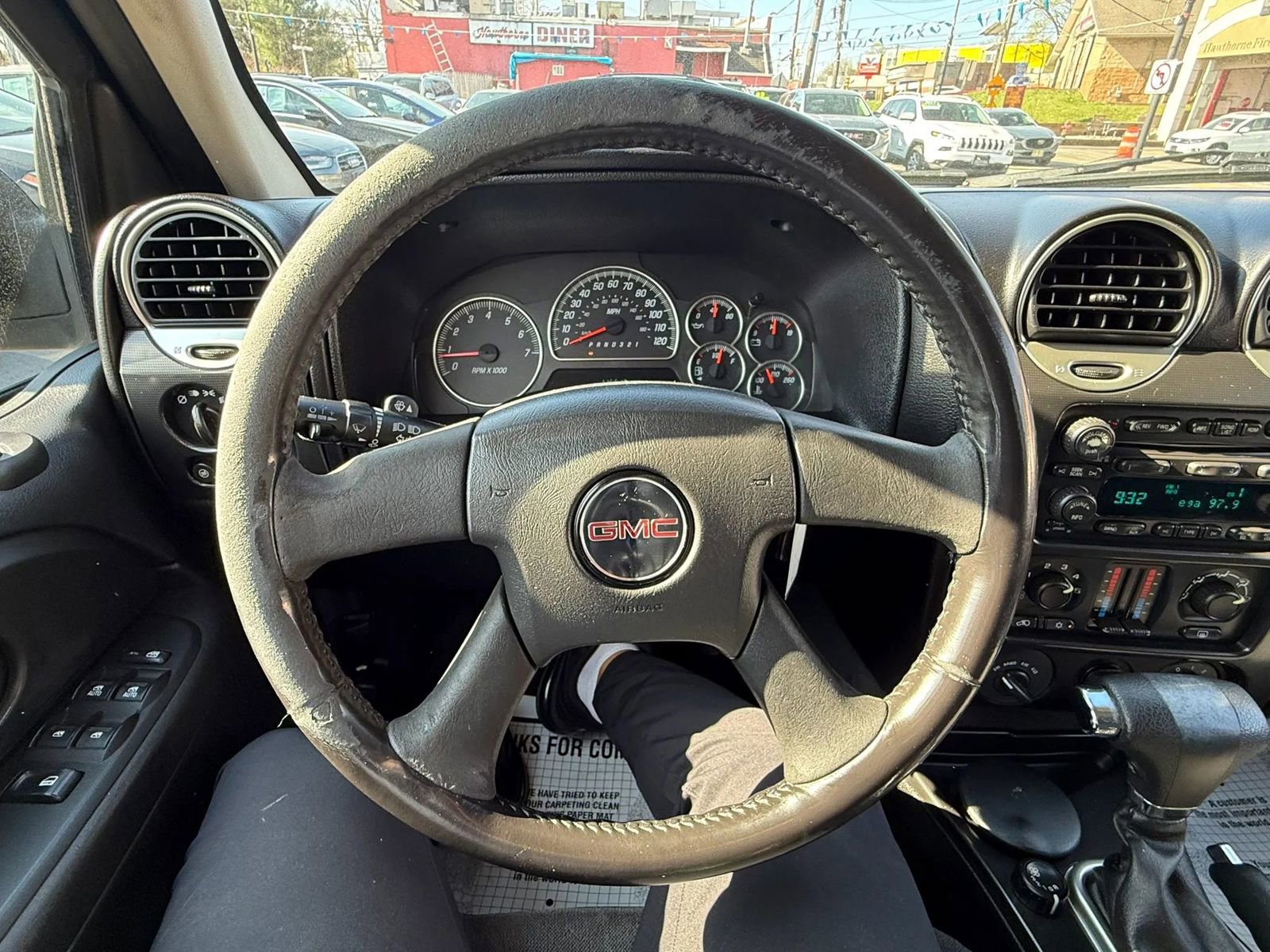 Used 2006 GMC Envoy XL SLE image 24