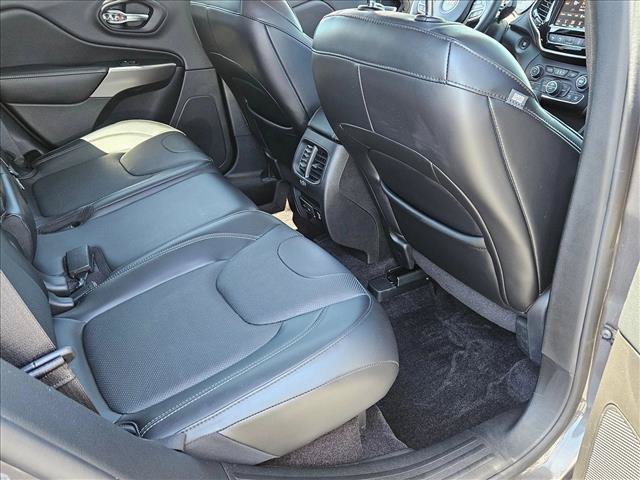 Used 2019 Jeep Cherokee Limited w/ Luxury Group FWD image 20