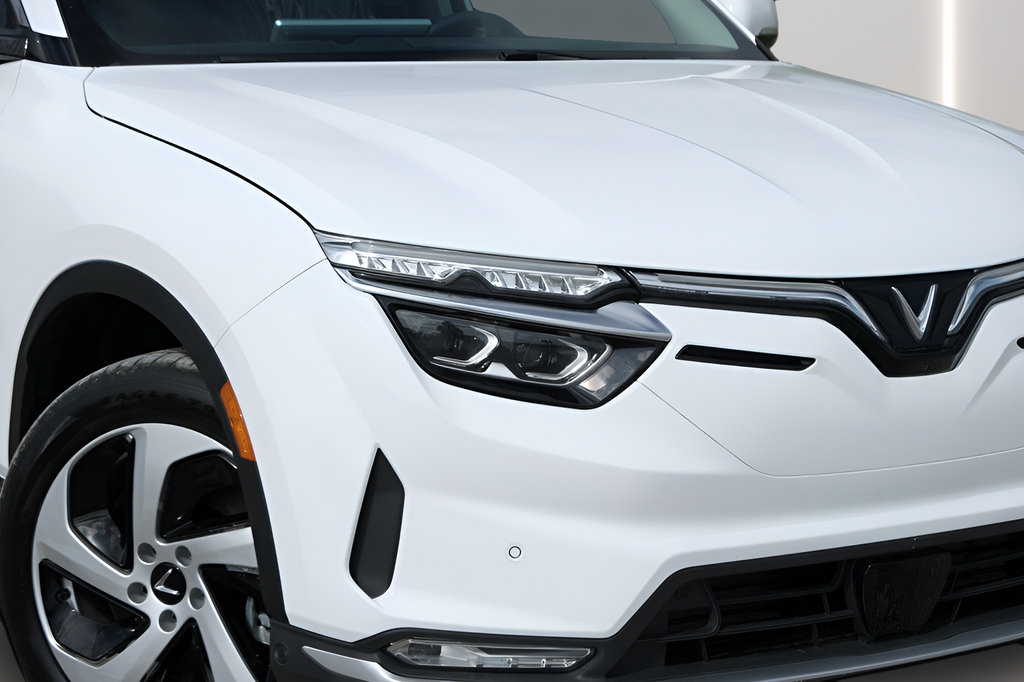 New 2025 VinFast VF 8 Eco AWD/4WD image 28