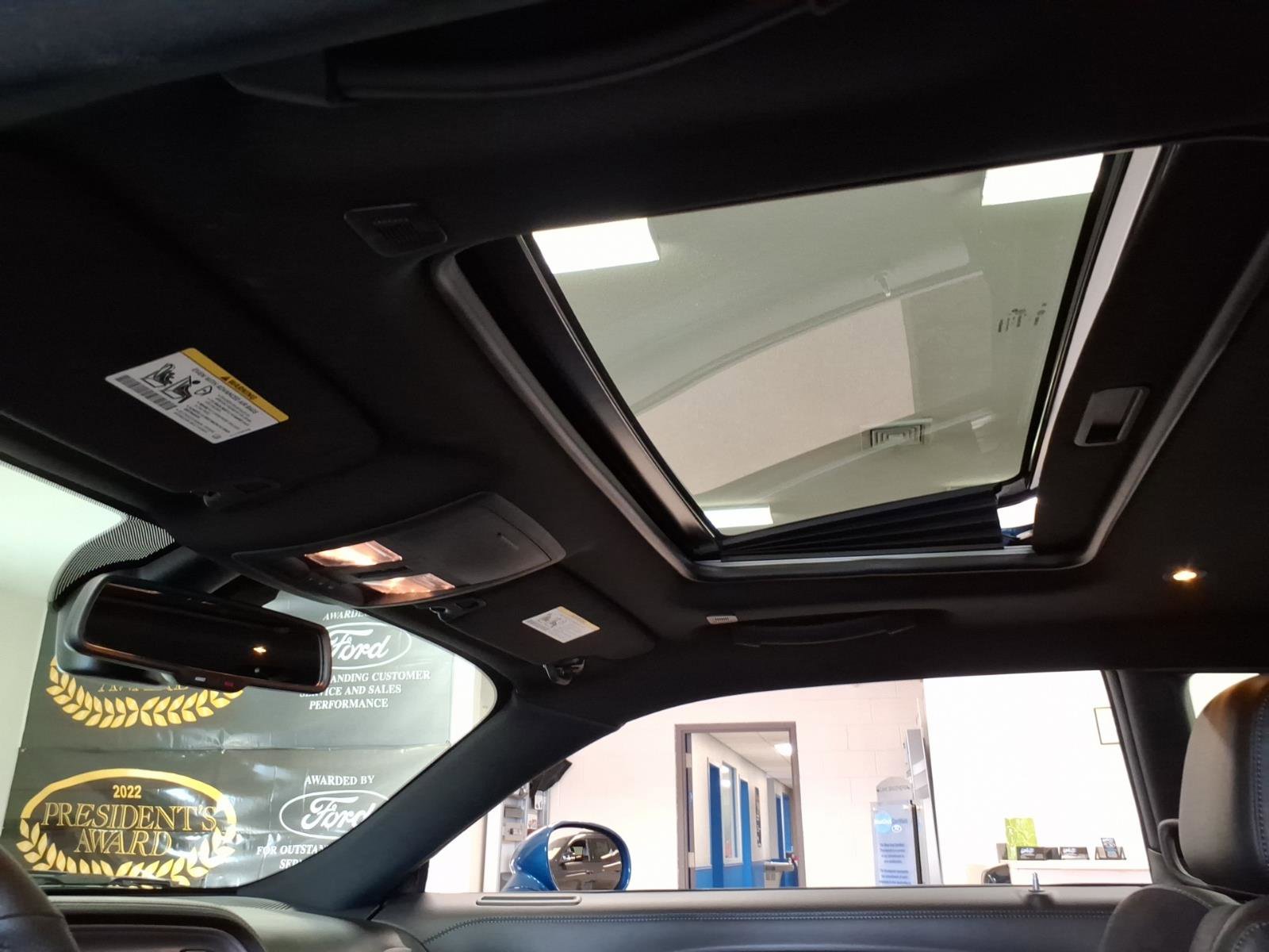 Used 2023 Dodge Challenger GT w/ Plus Package image 9