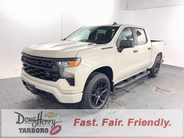 New 2026 Chevrolet Silverado 1500 Custom w/ Turbomax Blackout Package