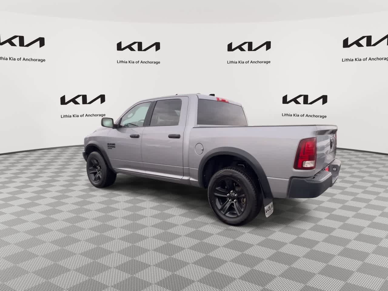 Used 2024 RAM 1500 Warlock AWD/4WD image 6