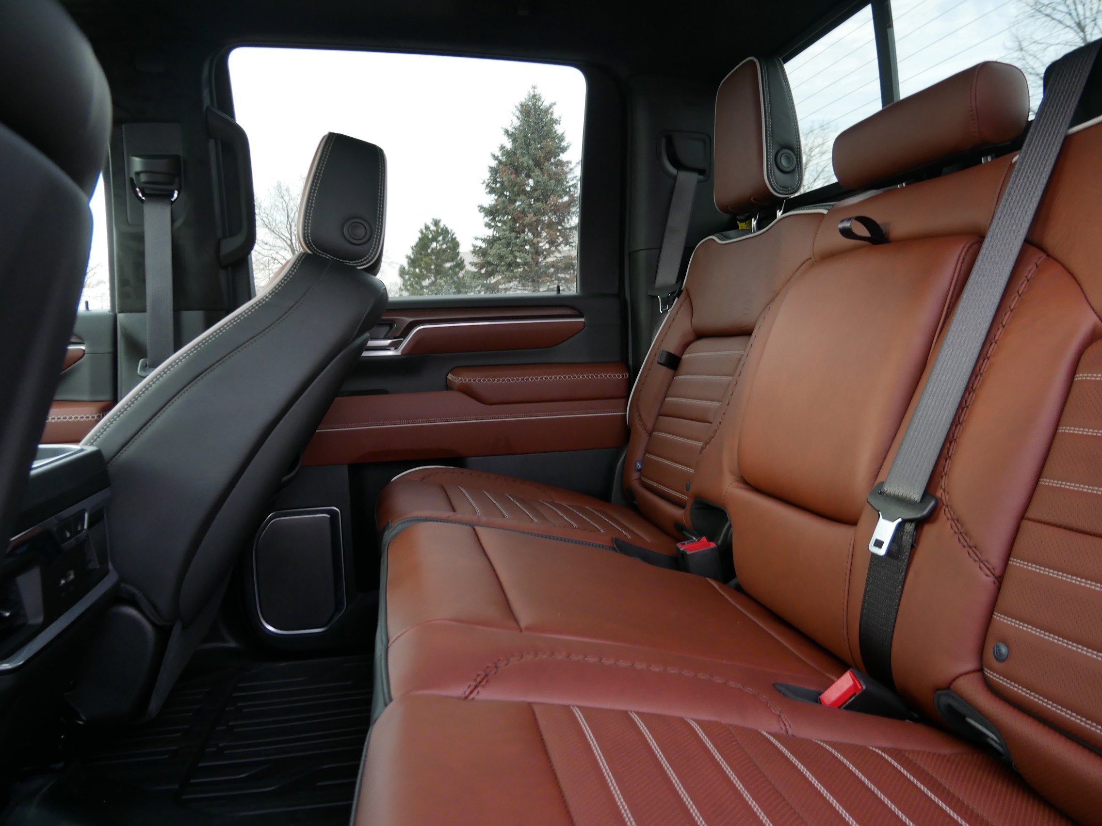 New 2026 GMC Sierra 2500 Denali Ultimate image 5