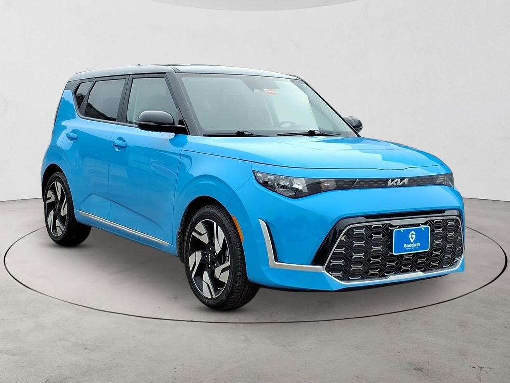 Used 2023 Kia Soul GT-Line image 3
