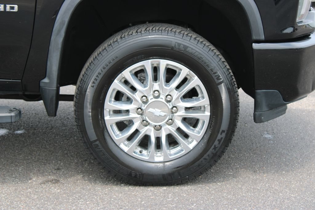 Used 2020 Chevrolet Silverado 2500 High Country w/ Z71 Off-Road Package AWD/4WD image 12