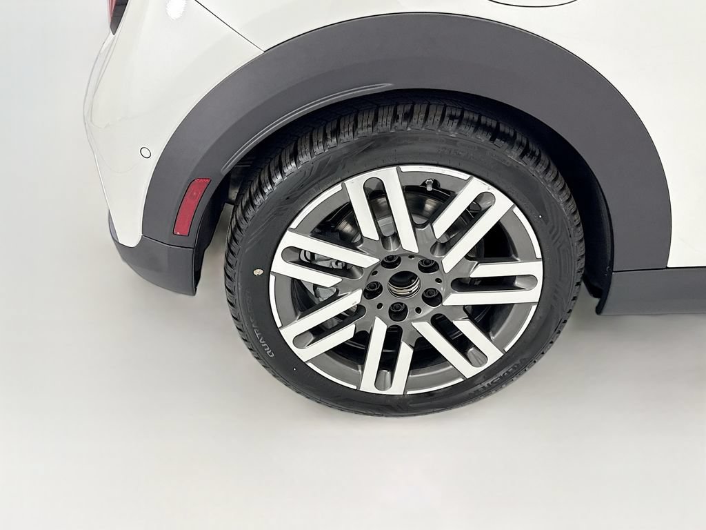 New 2026 MINI Cooper 2-Door Hardtop FWD image 29