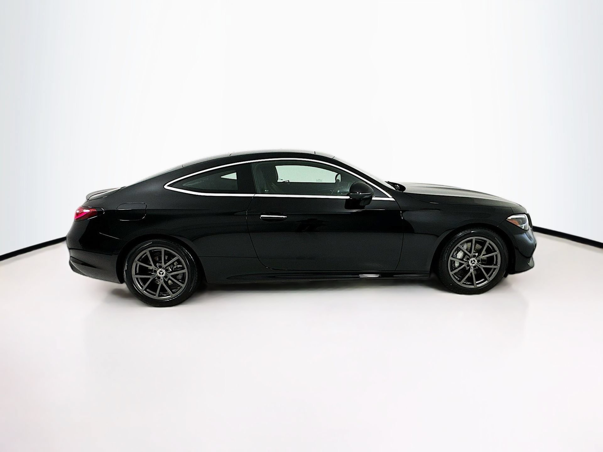 New 2026 Mercedes-Benz CLE 300 4MATIC Coupe image 9