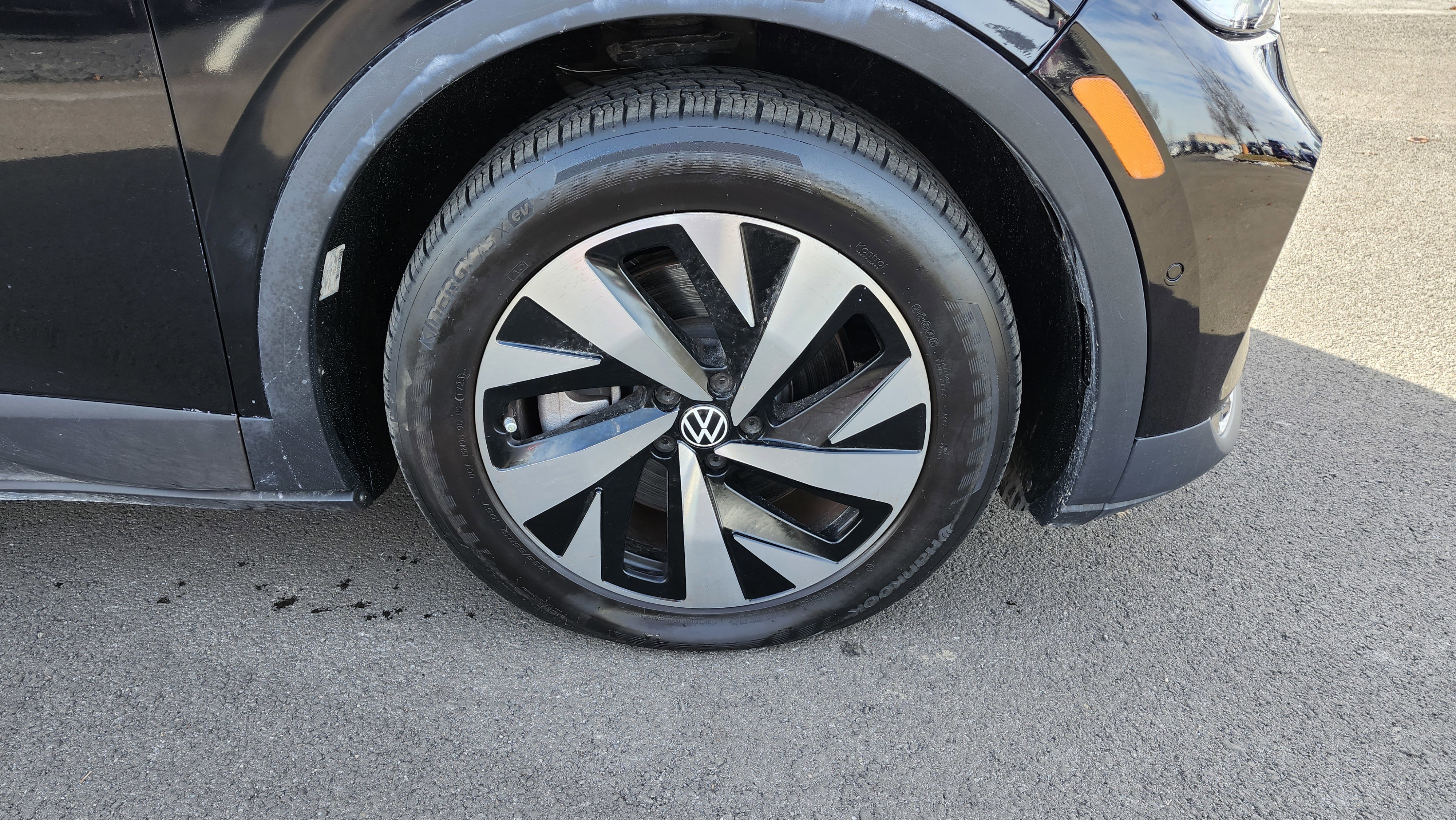 Used 2024 Volkswagen ID.4 2WD image 10