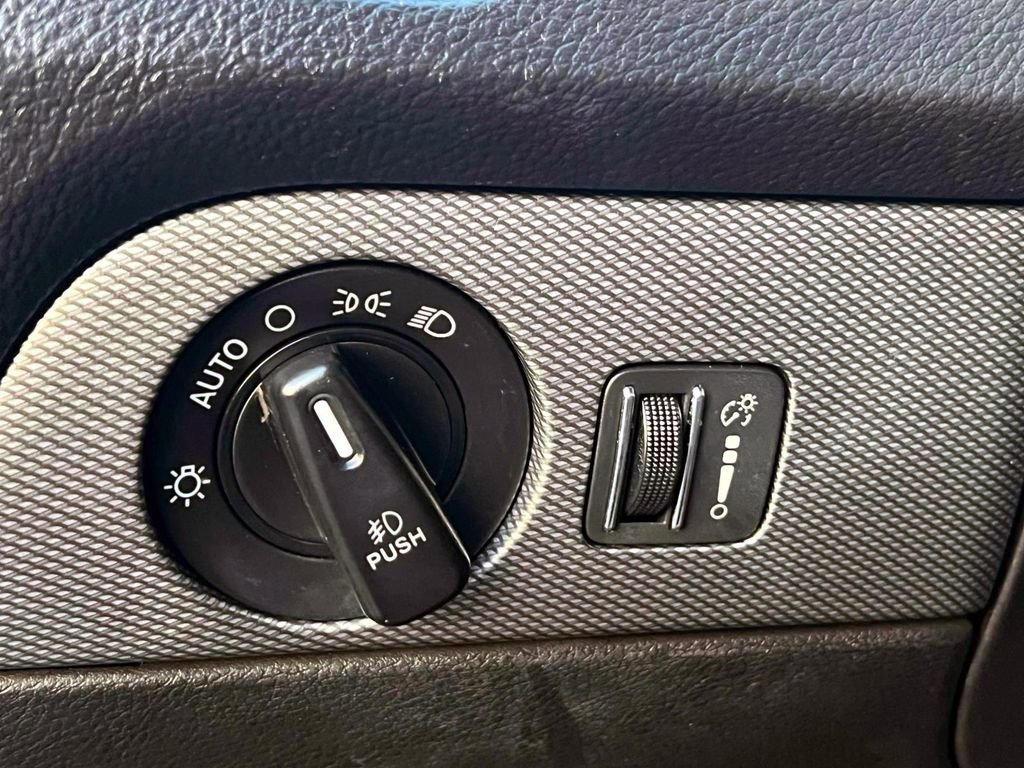 Used 2019 Dodge Durango GT image 16