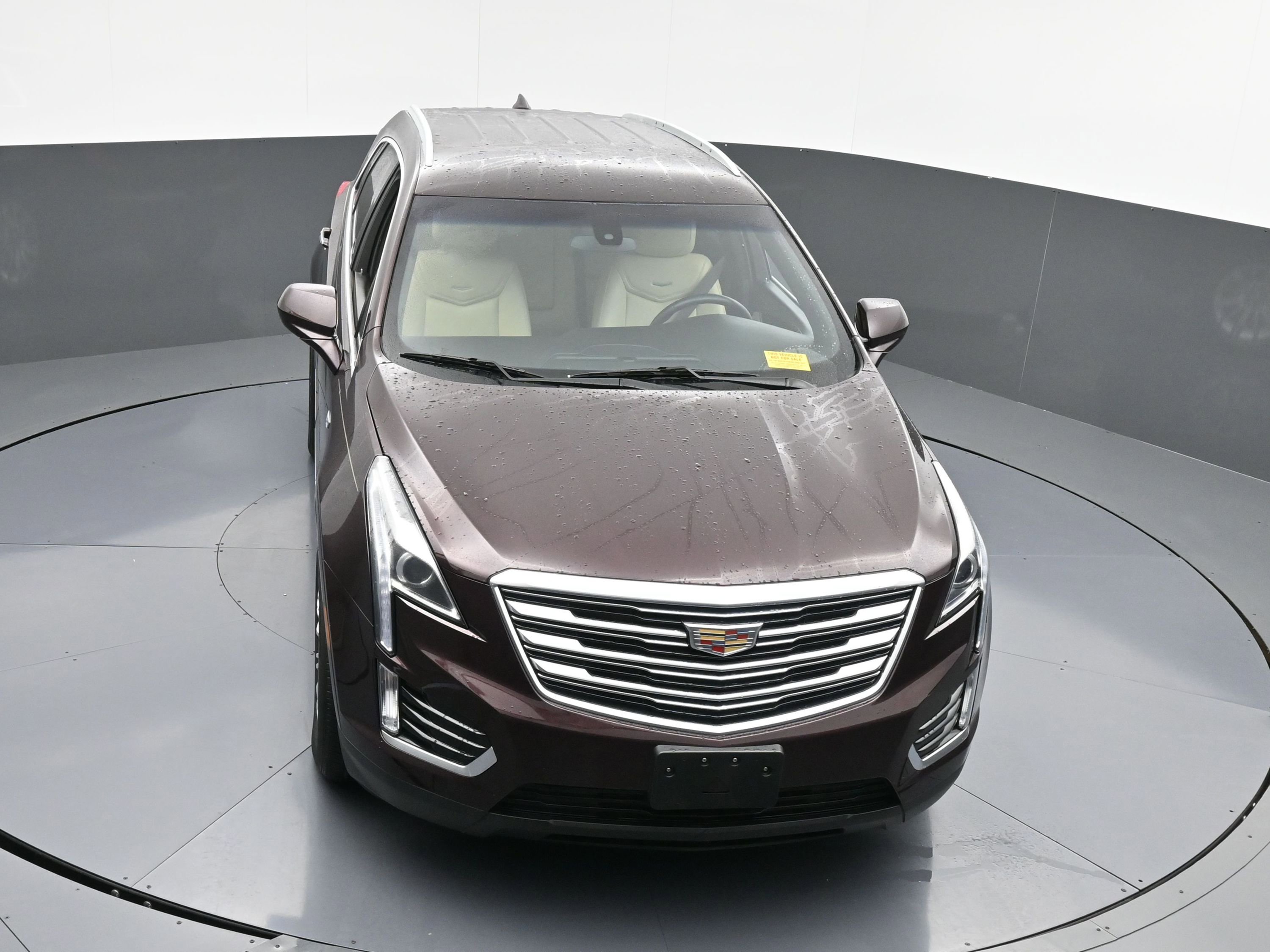 Used 2018 Cadillac XT5 FWD image 30