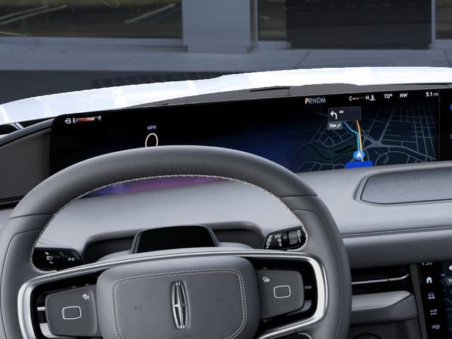 New 2027 Lincoln Navigator Premiere RWD image 13