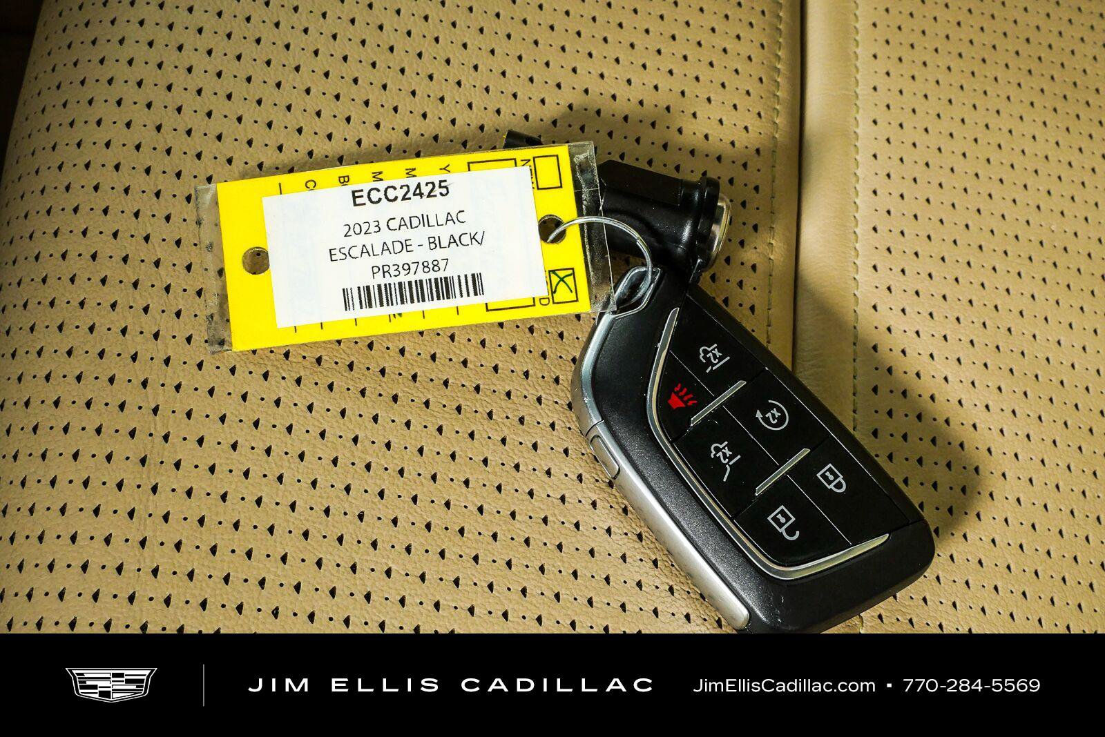 Used 2023 Cadillac Escalade Premium Luxury w/ Performance Package RWD image 41