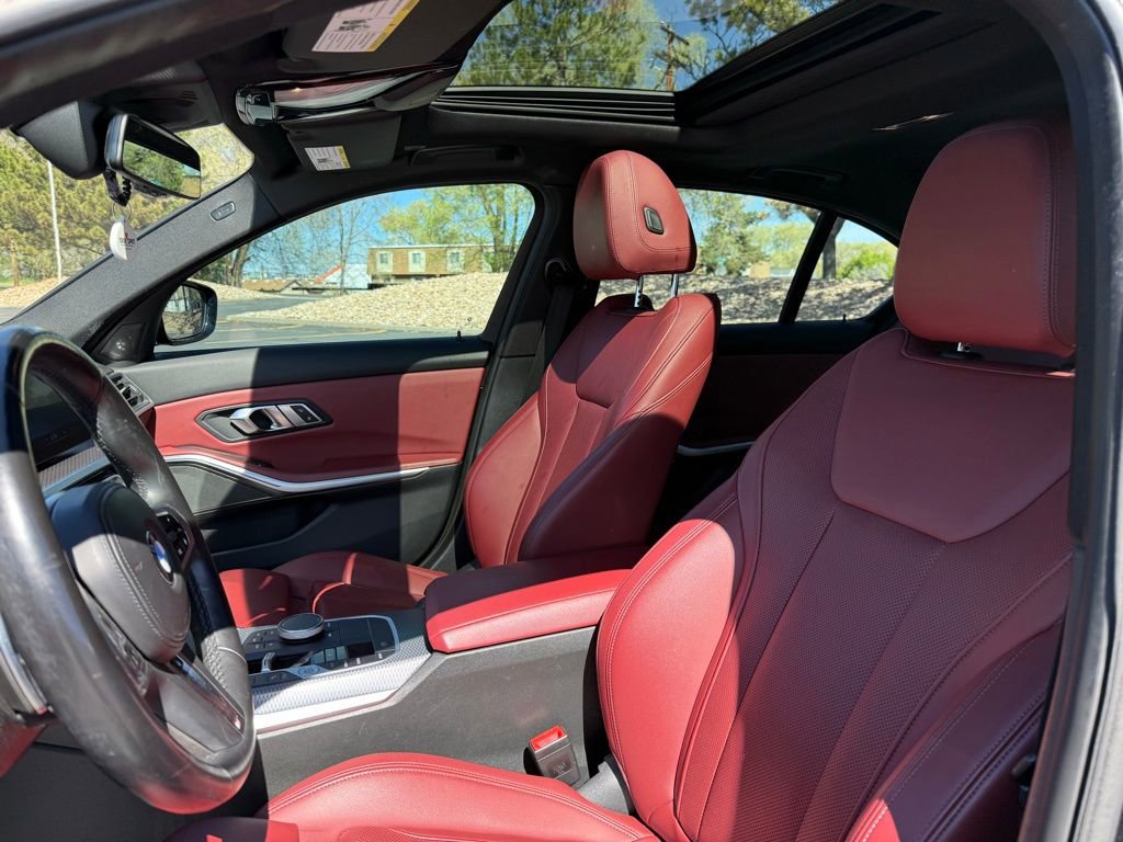 Used 2023 BMW 330i xDrive Sedan w/ M Sport Package image 16