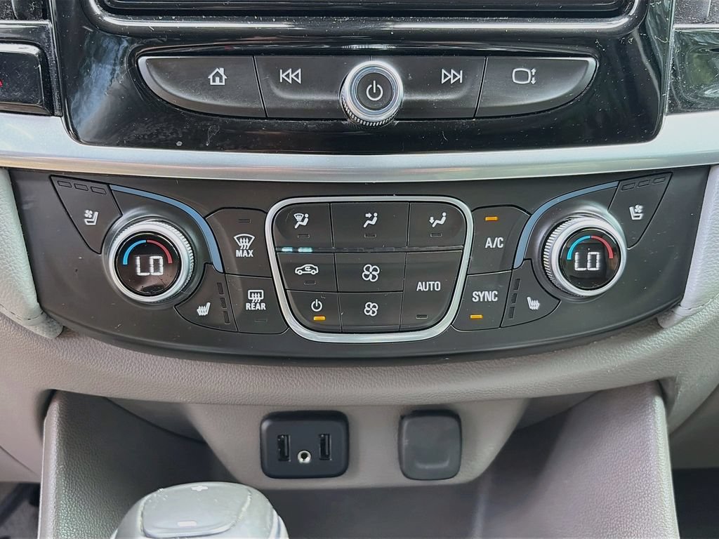 Used 2019 Chevrolet Traverse Premier AWD/4WD image 15