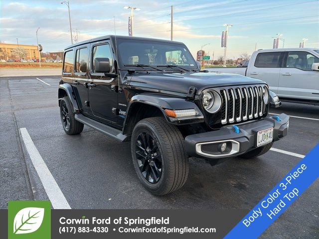 Used 2022 Jeep Wrangler Unlimited Sahara w/ Cold Weather Group image 3