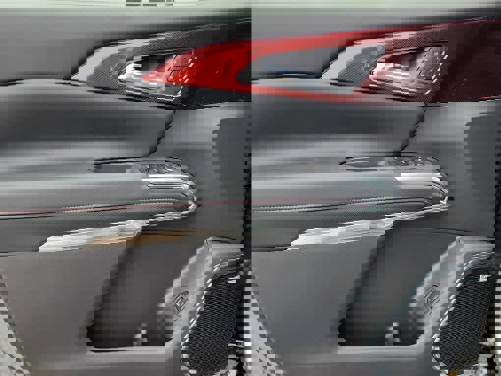 New 2026 Chevrolet Traverse RS w/ LPO, Floor Liner Package image 11