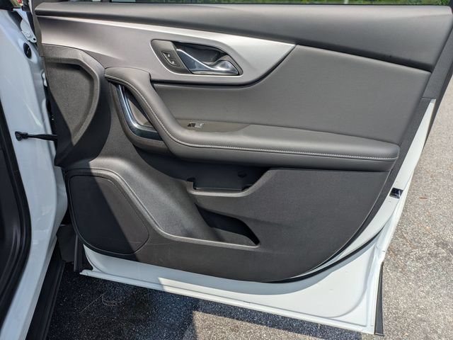 New 2026 Chevrolet Blazer LT FWD image 32