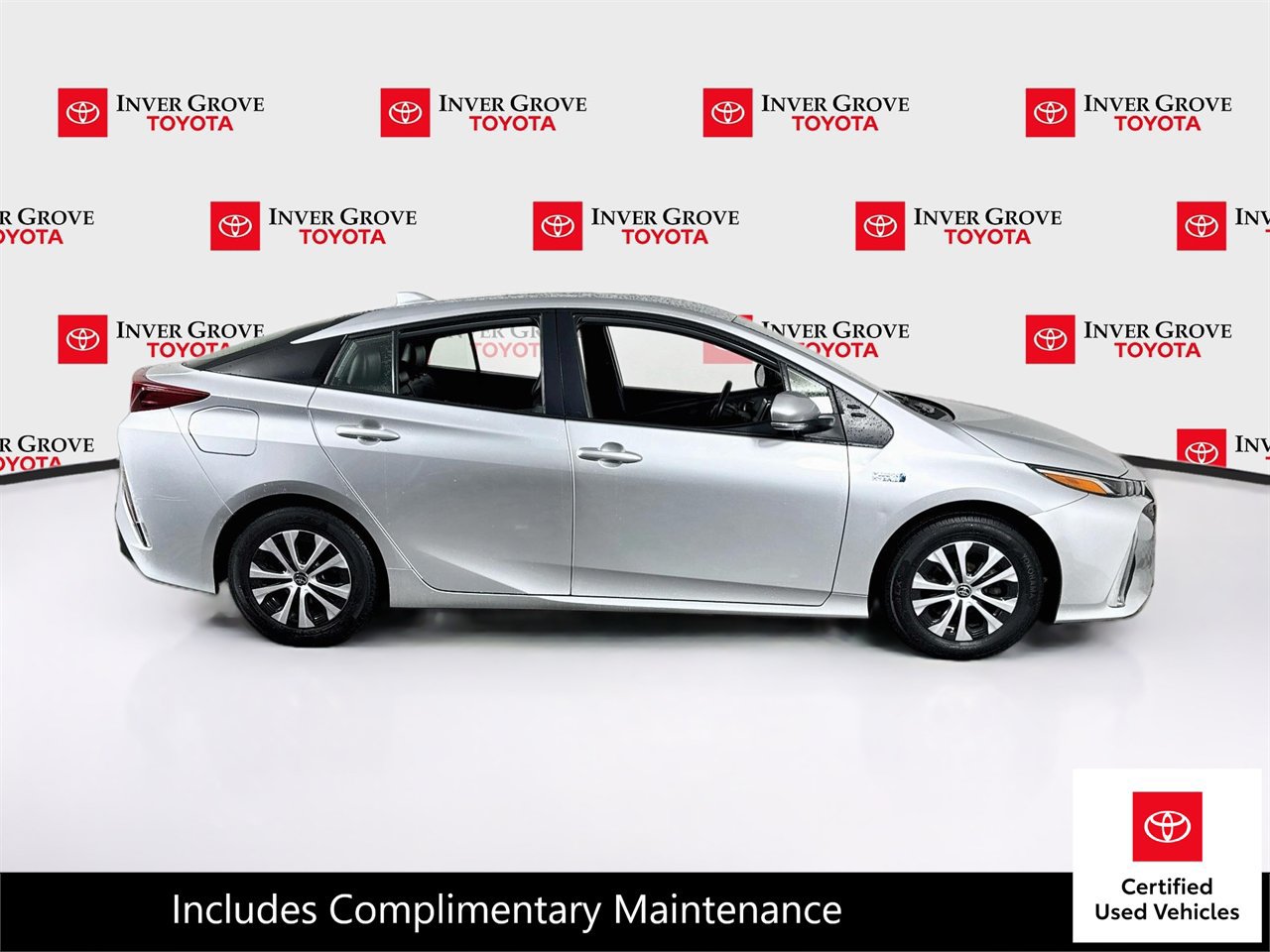 Certified 2022 Toyota Prius Prime XLE FWD image 4