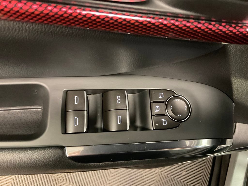 Used 2026 Chevrolet Traverse RS AWD/4WD image 16