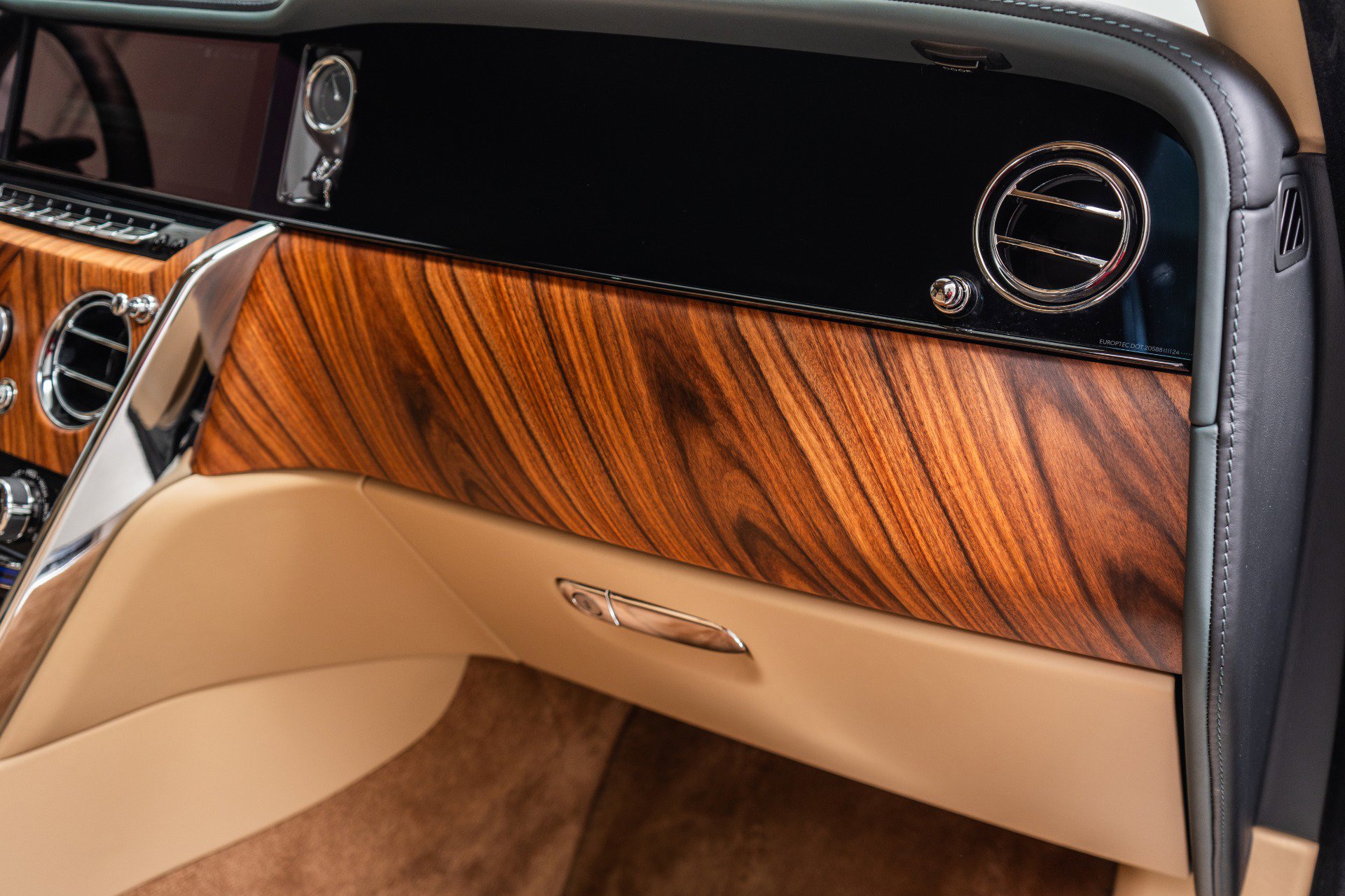 Used 2025 Rolls-Royce Cullinan -Series 2, Bespoke Audio, Star image 34