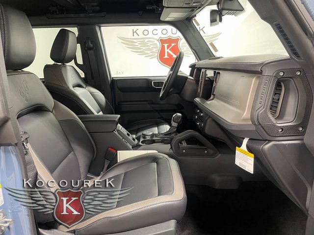 New 2025 Ford Bronco Outer Banks w/ Sasquatch Package image 22