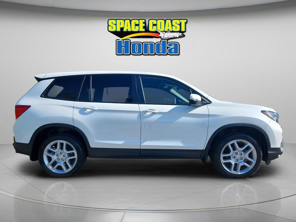 Used 2024 Honda Passport EX-L image 10