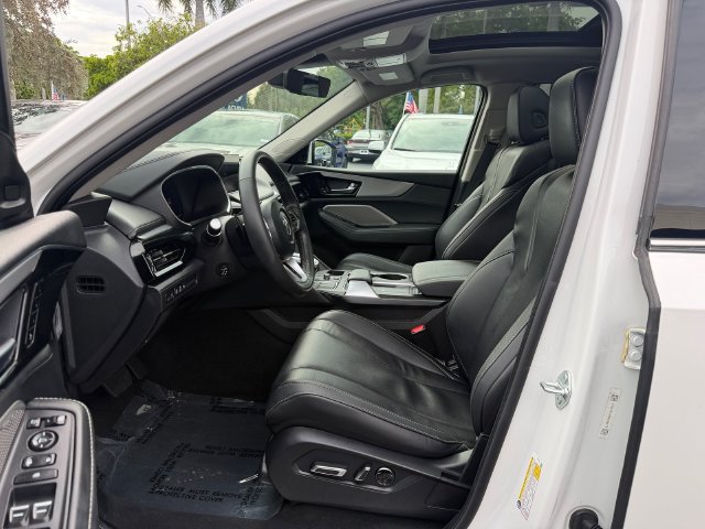 Certified 2024 Acura MDX w/ Technology Package FWD image 10