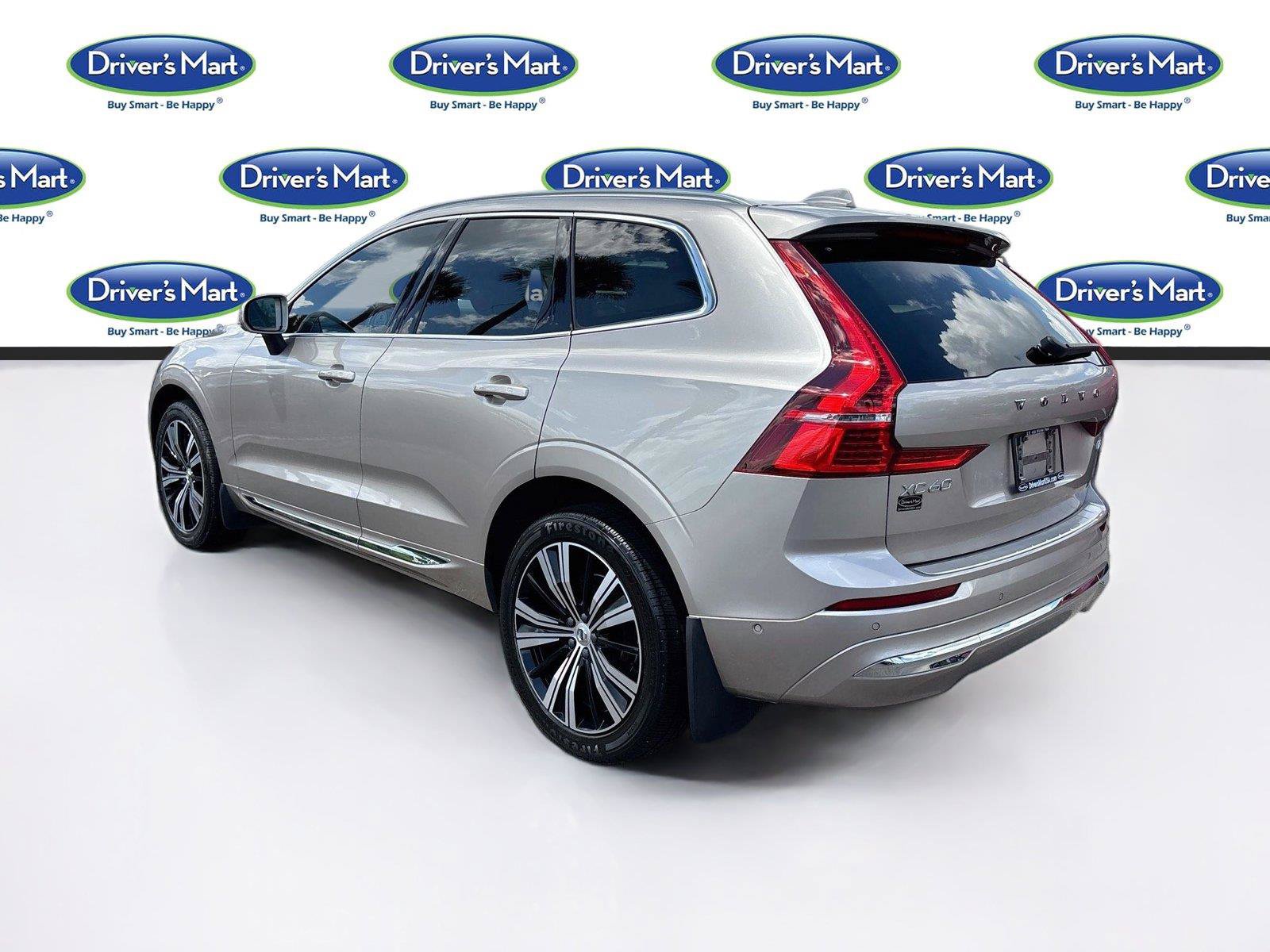 Used 2023 Volvo XC60 B5 Plus AWD/4WD image 5