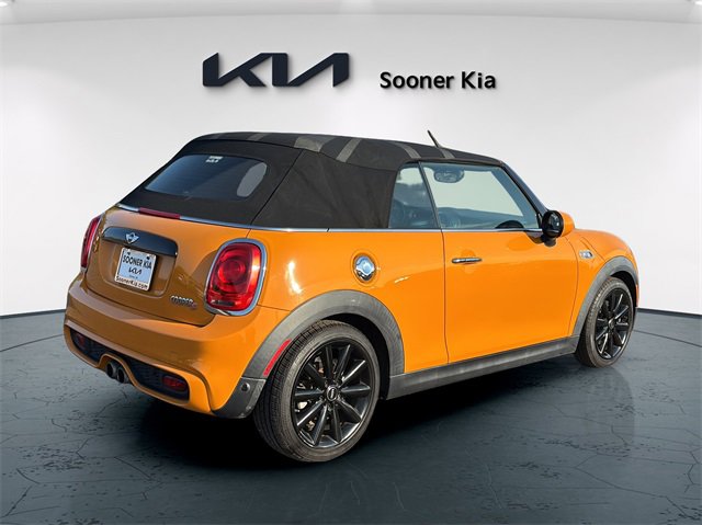 Used 2018 MINI Cooper S image 6