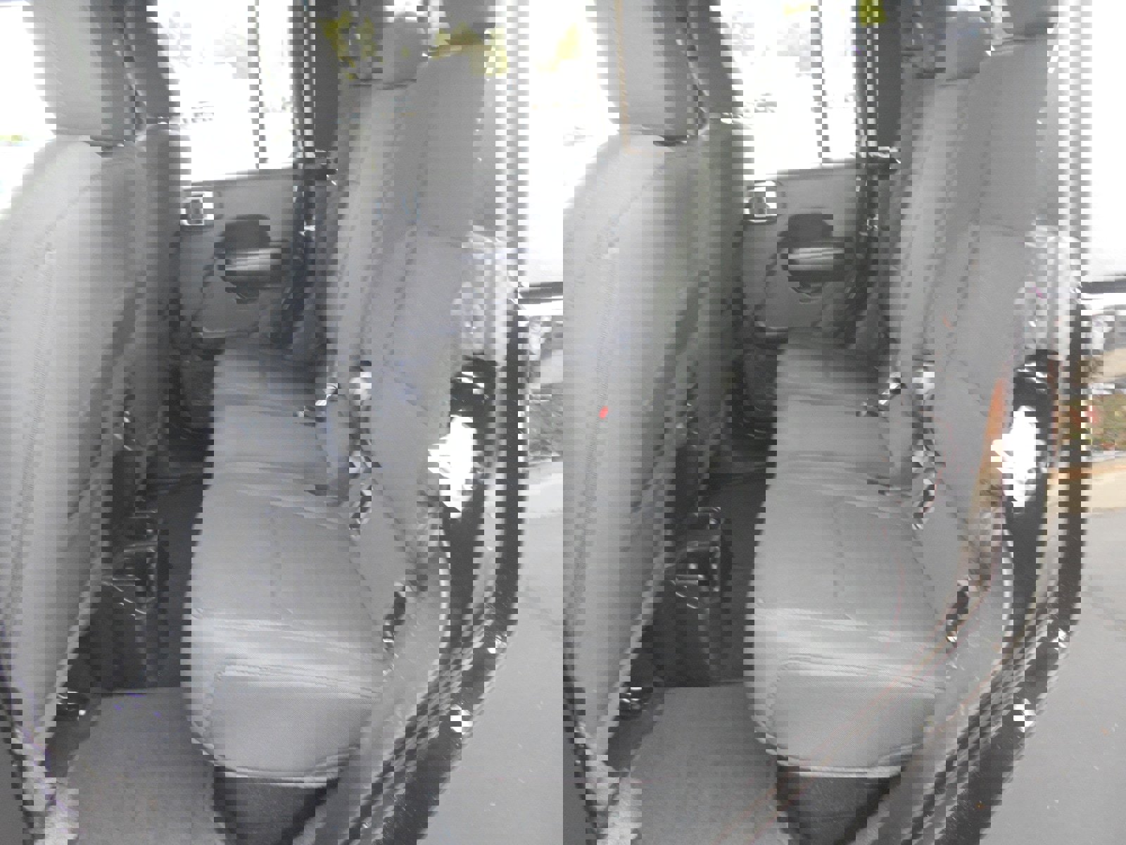 Used 2020 Jeep Gladiator Sport w/ Quick Order Package 24S image 9