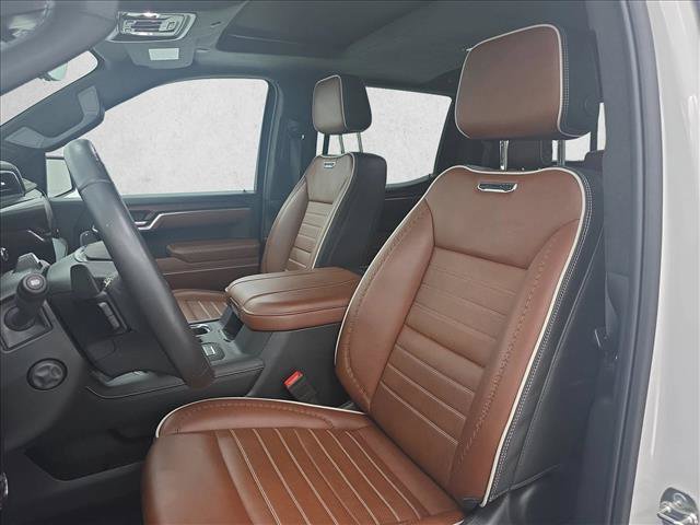 Used 2025 GMC Sierra 1500 Denali Ultimate AWD/4WD image 17