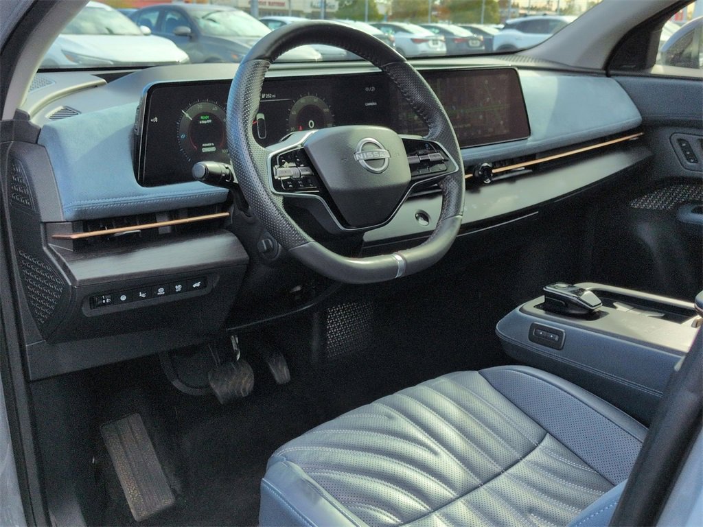 Used 2024 Nissan Ariya AWD image 9