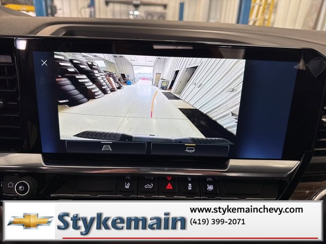 Used 2025 Chevrolet Silverado 2500 LT w/ Convenience Package image 7