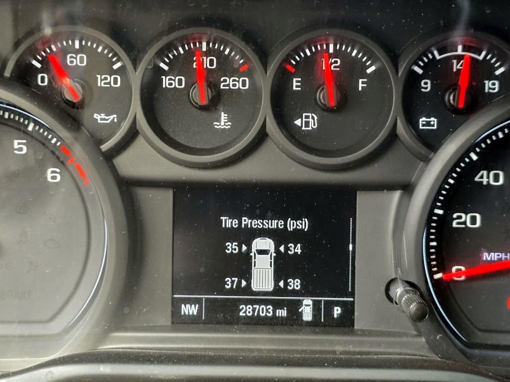 Used 2023 Chevrolet Silverado 1500 Custom image 15