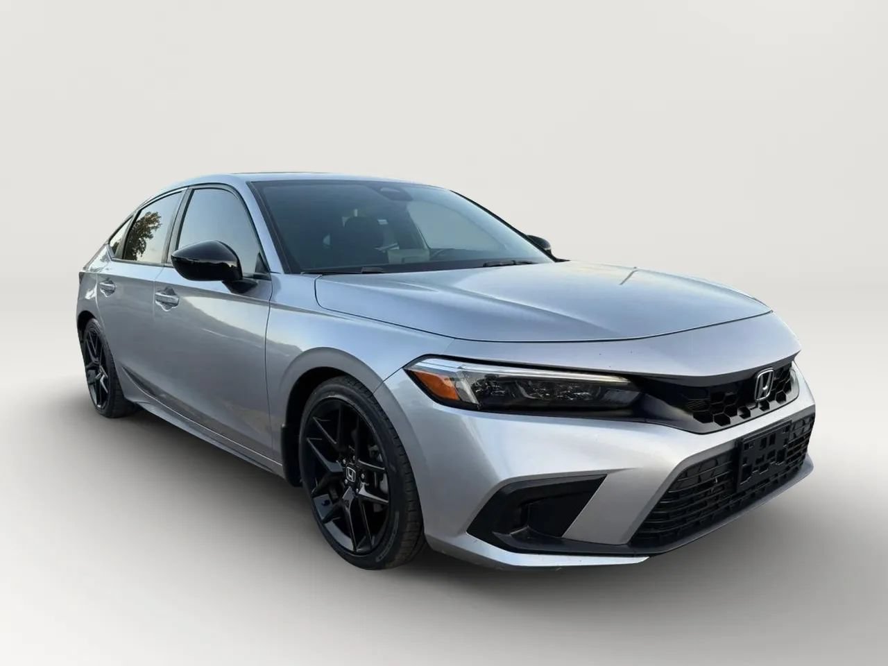 Used 2024 Honda Civic Sport image 2