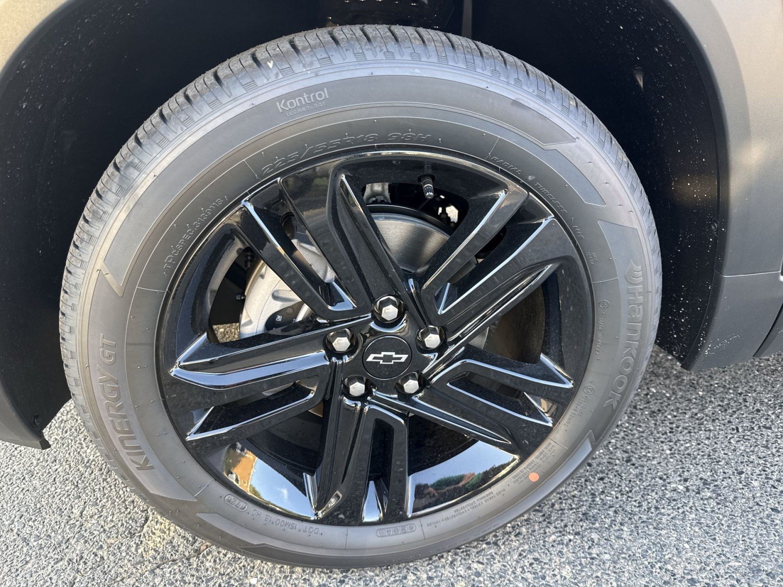 New 2026 Chevrolet TrailBlazer LT w/ Midnight Edition FWD image 8