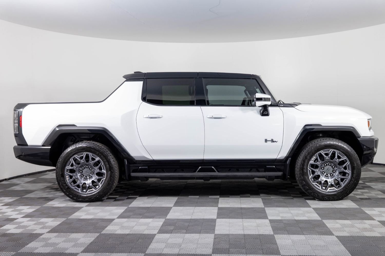 Used 2025 GMC Hummer EV 3X w/ Battery Pack, 24 Module Pack image 9