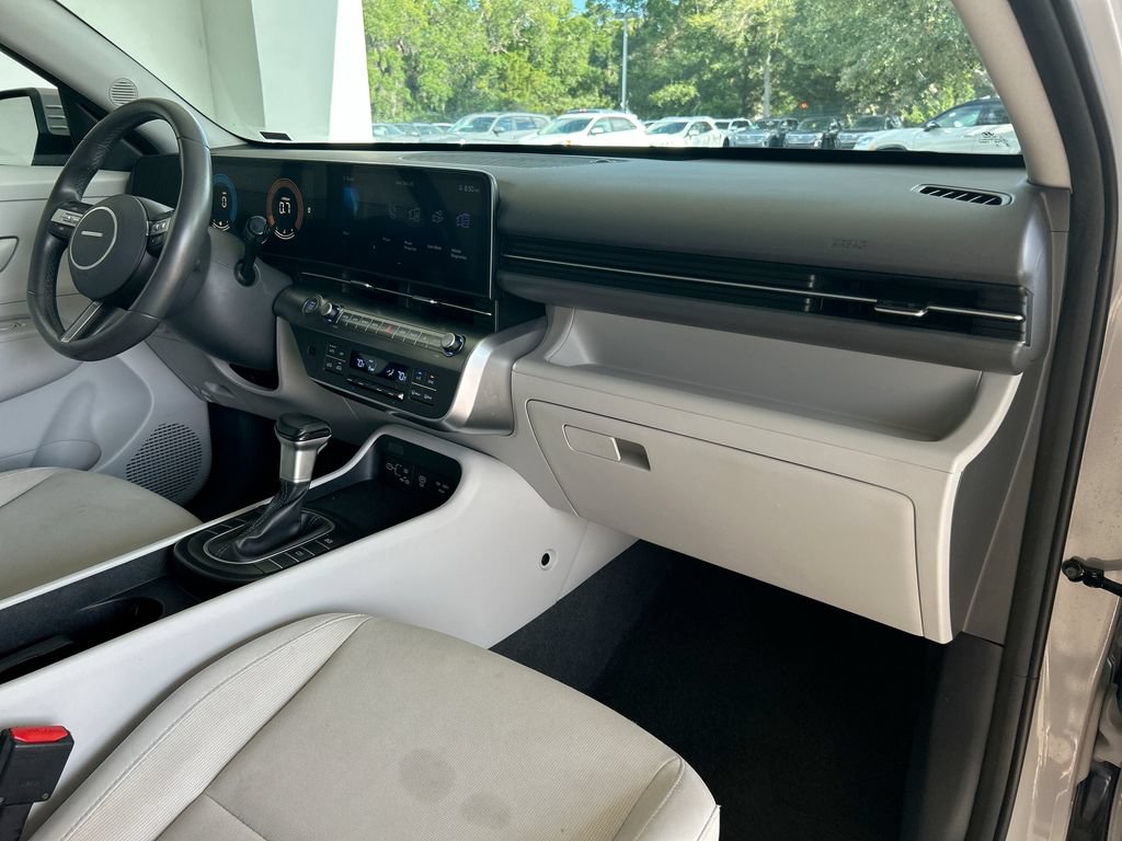 Used 2024 Hyundai Kona SEL FWD image 26