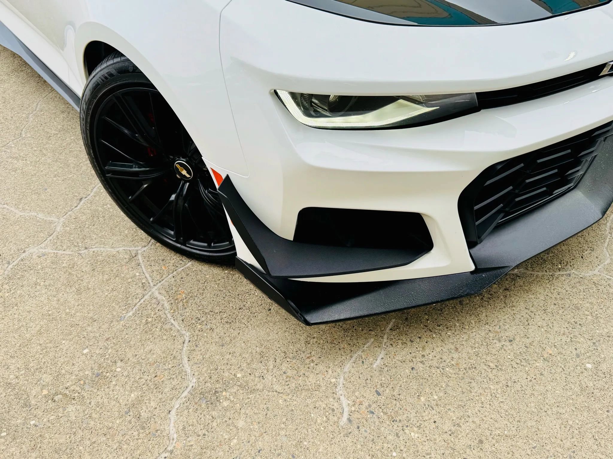 Used 2018 Chevrolet Camaro ZL1 image 38