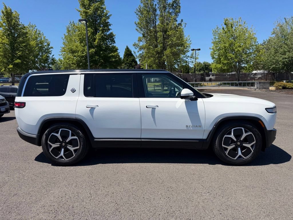 Used 2024 Rivian R1S Adventure AWD/4WD image 8