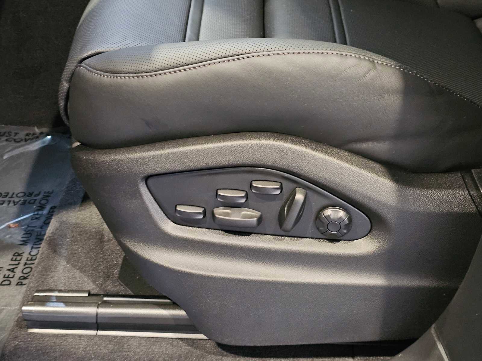 New 2026 Porsche Cayenne Turbo GT image 25