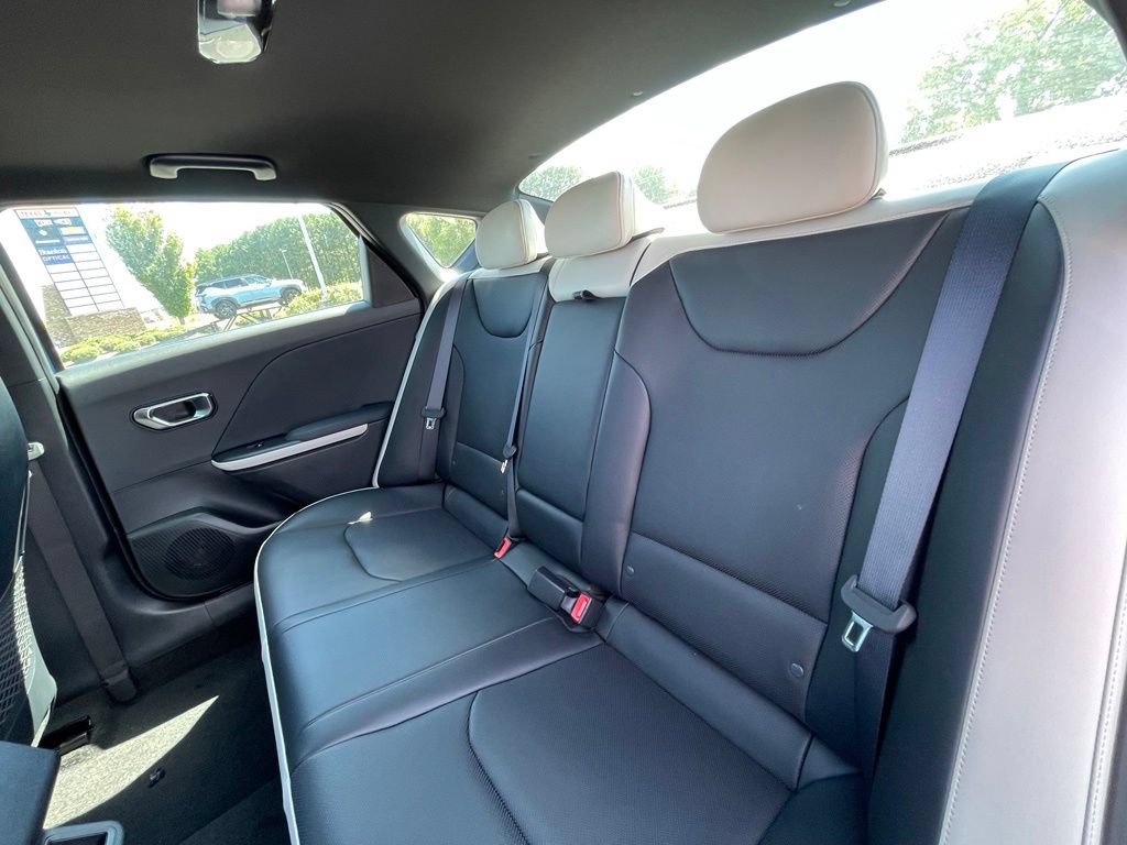 New 2026 Kia K4 EX w/ GT-Line Sunroof Package FWD image 25